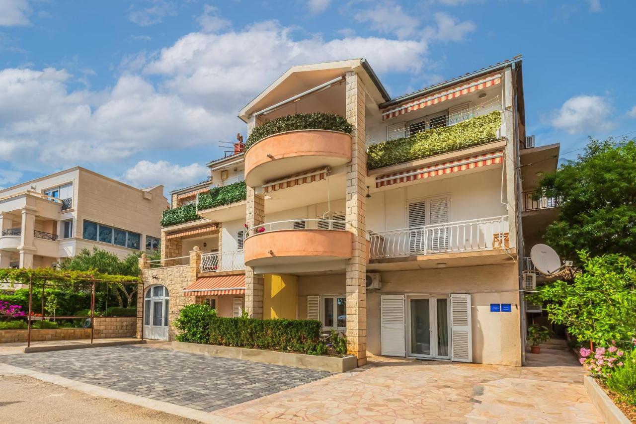 Apartments Daniela Makarska Exterior foto