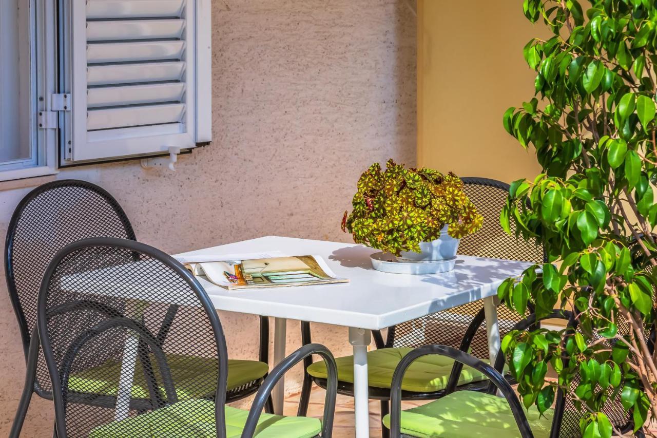 Apartments Daniela Makarska Exterior foto