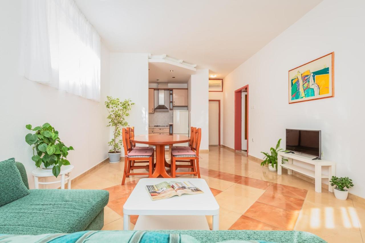 Apartments Daniela Makarska Exterior foto